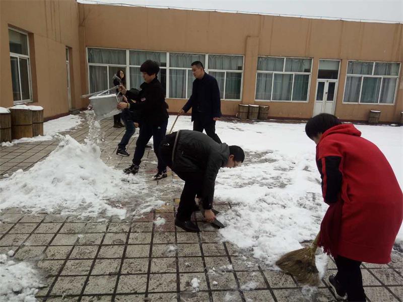 雪后天冷情卻暖7.jpg