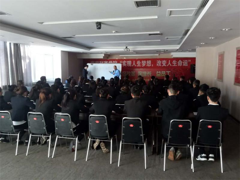 第六屆商學院圓滿結束1.jpg